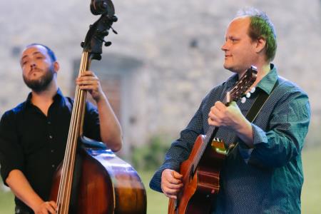 Župan Matej Slapar ob dnevu državnosti »Ko narod stoji odločno, z vero v svoje vrednote in pravice, postane nepremagljiv.«  (72)